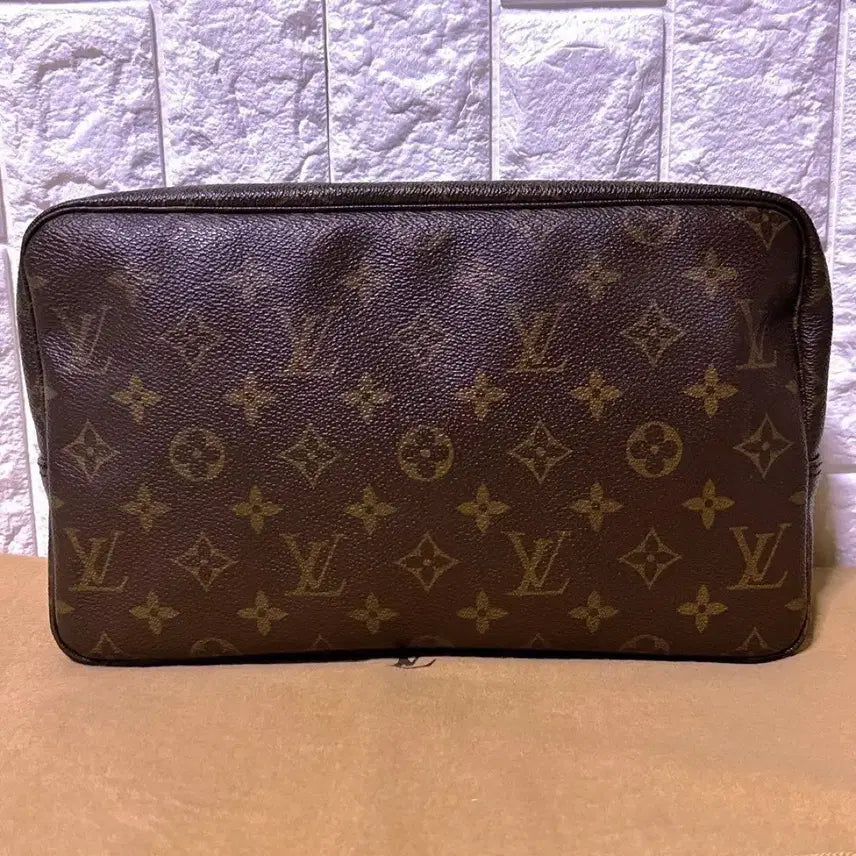[BUNJANG] Louis Vuitton Toilet 28 Pouch / 루이비통 토일렛 28
