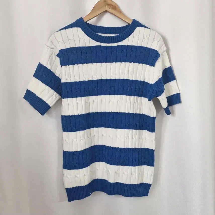 [BUNJANG] Cable Knit Blue Striped Short Sleeve Sweater / 케이블 니트 블루 단가라 반팔