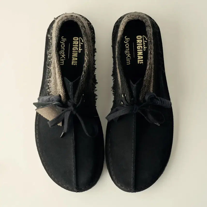 [BUNJANG] Jiyong Kim x Clarks Desert Trek Black / 지용킴 x 클락스 데저트 트렉 (검정)