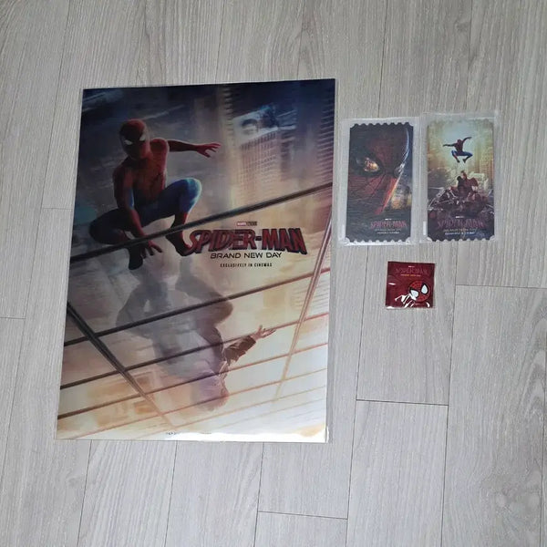 [BUNJANG] Spider-Man Lenticular Poster & Original Ticket Set with Pin Badge / 스파이더맨 렌티큘러포스터 오리지널티켓 A,B 핀뱃지