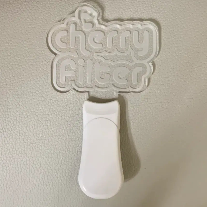 [BUNJANG] Cherry Filter Cherry Bong Lightstick / 체리필터 응원봉 체리봉