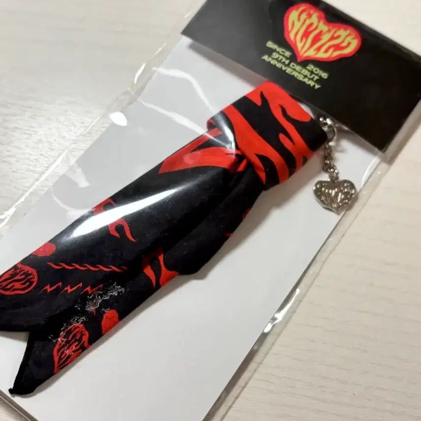 [BUNJANG] NCT 127 Bandana Keychain / 엔시티127 반다나 키링 판매 / 쟈니 태용 유타 도영 재현 정우 해찬 포카 굿즈 인형