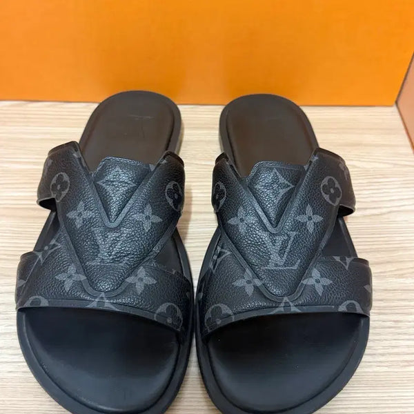 [BUNJANG] Louis Vuitton Monogram Mule Slippers Black / 루이비통 모노그램 뮬 슬리퍼 블랙