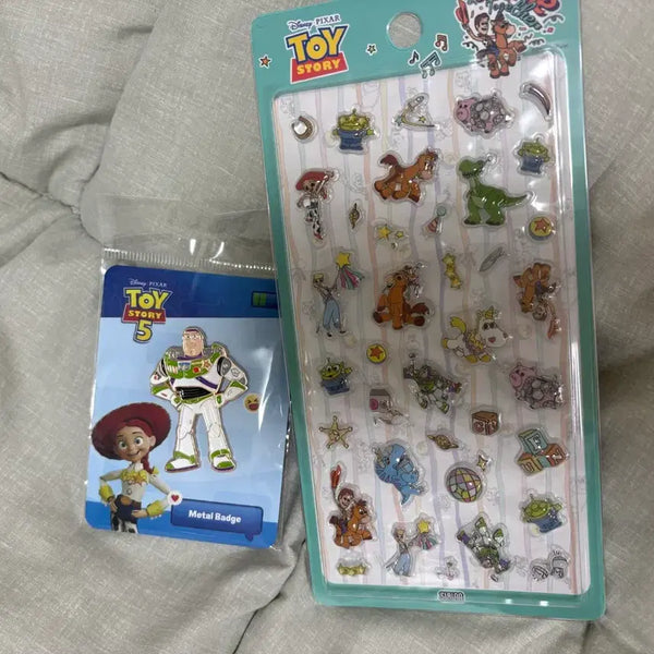 [BUNJANG] Toy Story Sticker Bundle (BonBon Stickers, Buzz Badge, Roll Stickers) / (일괄) 토이스토리 봉봉 스티커+버즈 뱃지+롤스티커