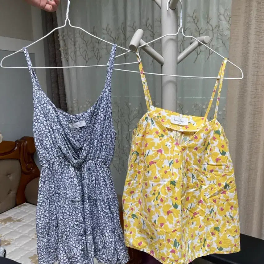 [BUNJANG] Floral Pattern Camisole Set / 플라워 패턴 나시 2개일괄