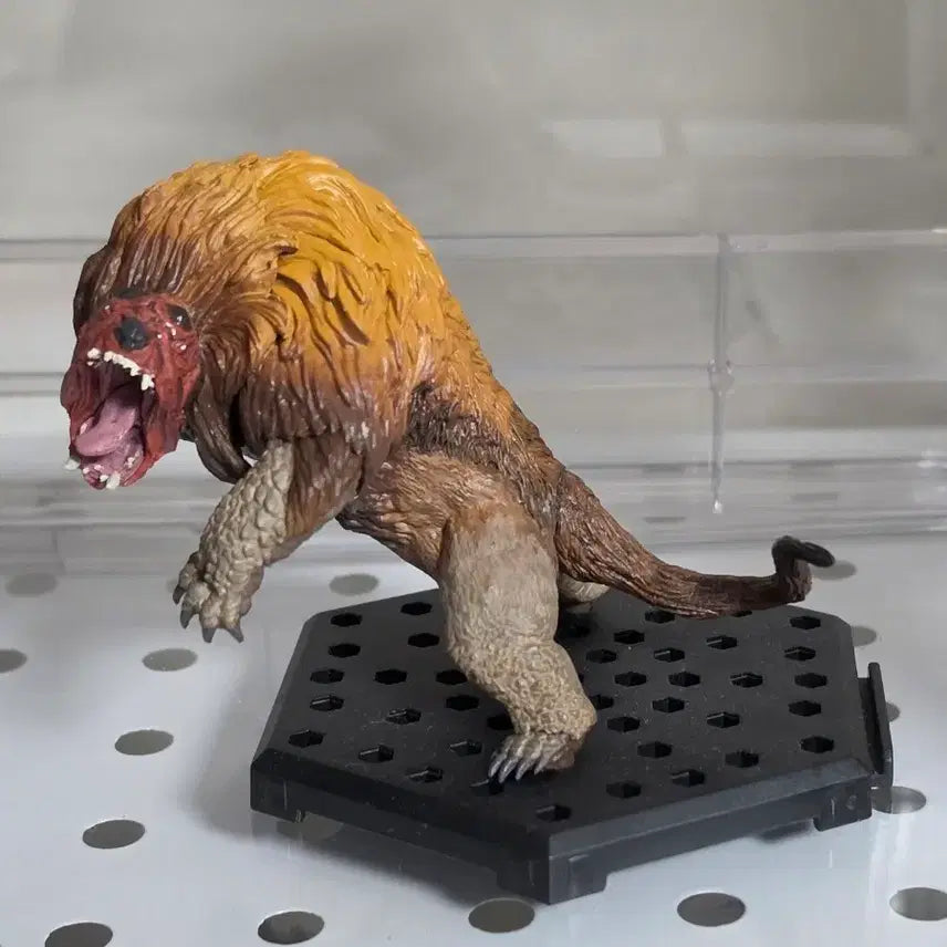 [BUNJANG] Monster Hunter Standard Figure: Doshaguma / 몬스터헌터 스탠다드 피규어 도샤구마