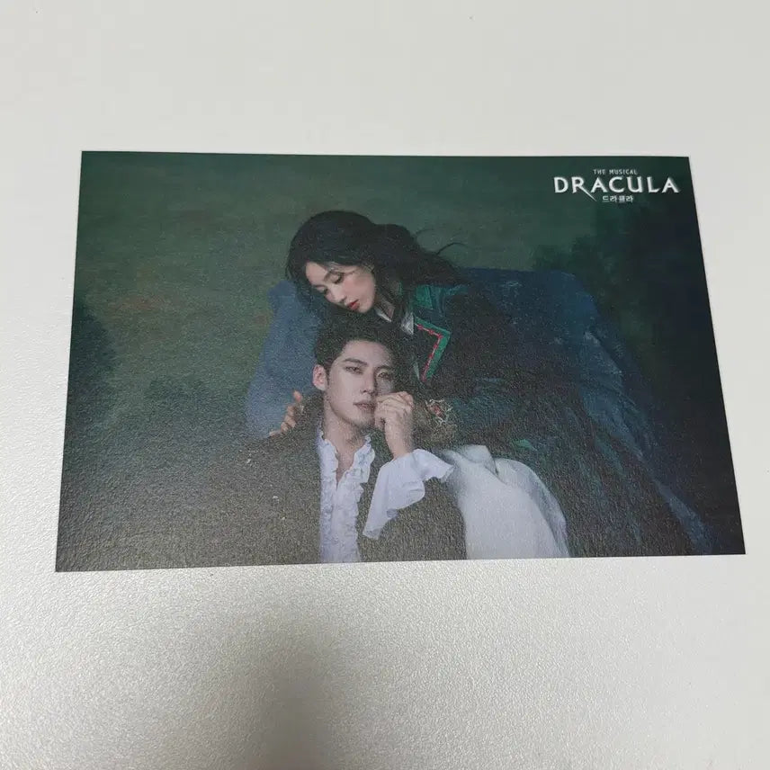 [BUNJANG] Dracula Musical Couple Cut Postcard Set - Go Eun-seong & Park Ji-yeon / 2026 드라큘라 커플컷 엽서 고은성 박지연