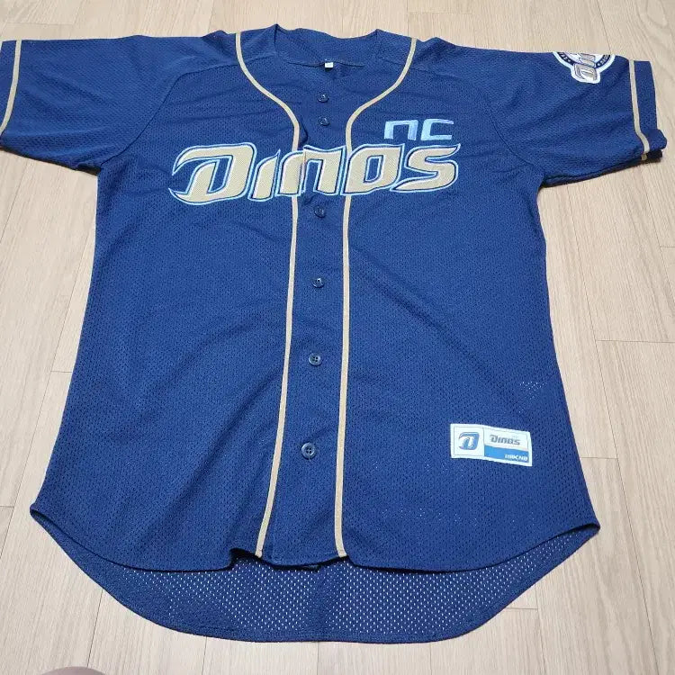 [BUNJANG] NC Dinos Baseball Uniform Size 100 / NC 다이노스 야구유니폼 사이즈 100 판매합니다.