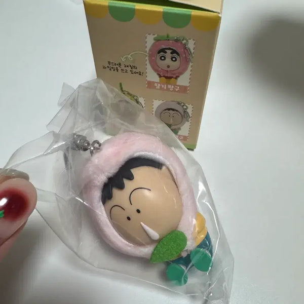 [BUNJANG] Crayon Shin-chan Peach Mengu Keychain / 복숭아 맹구 랜덤 키링
