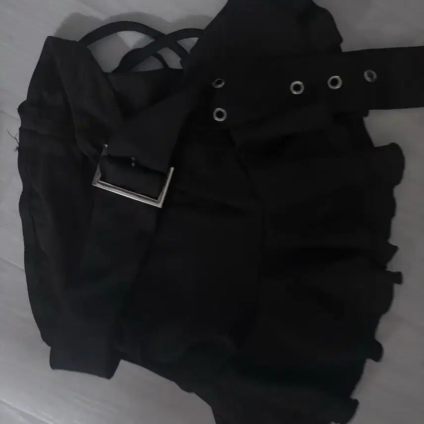 [BUNJANG] SHEIN Black Sleeveless Top / 쉬인 블랙 탑