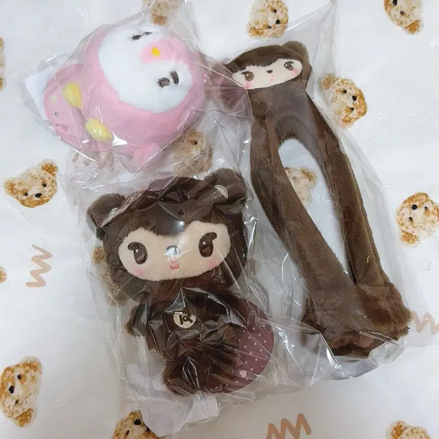 [BUNJANG] EXO Kai Ninibear Pinky Mini Keyring / Lightstick Cover Bundle Set (Sealed) / (미개봉) 엑소 인형 엠디 니니베어 핑귀니 미니 키링 응원봉커버 일괄