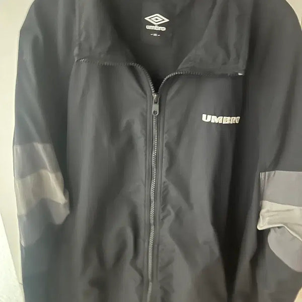 [BUNJANG] Umbro Windbreaker Jacket XL Black / 엄브로 바람막이 XL