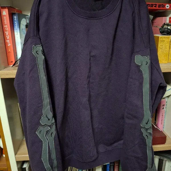 [BUNJANG] BLACKOUT Blackout Bone Sweatshirt Purple / [L] 블랙아웃 본 맨투맨 퍼플