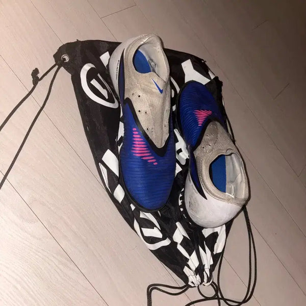 [BUNJANG] Phantom 6 Low Pro Tough Shoes Size 260 / 팬텀6로우 프로 터프화 260사이즈