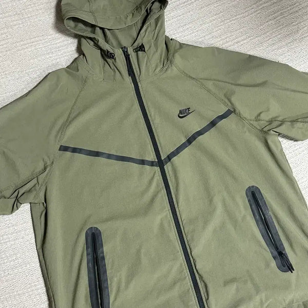 [BUNJANG] Nike Tech Windrunner Jacket / 나이키 태크 윈드러너