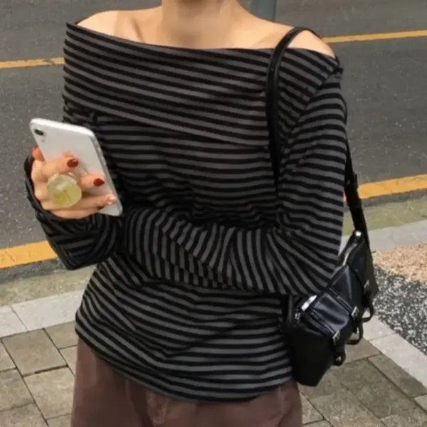 [BUNJANG] Button Stripe Off-Shoulder T-Shirt / 단추 스트라이프 단가라 오프숄더 티셔츠