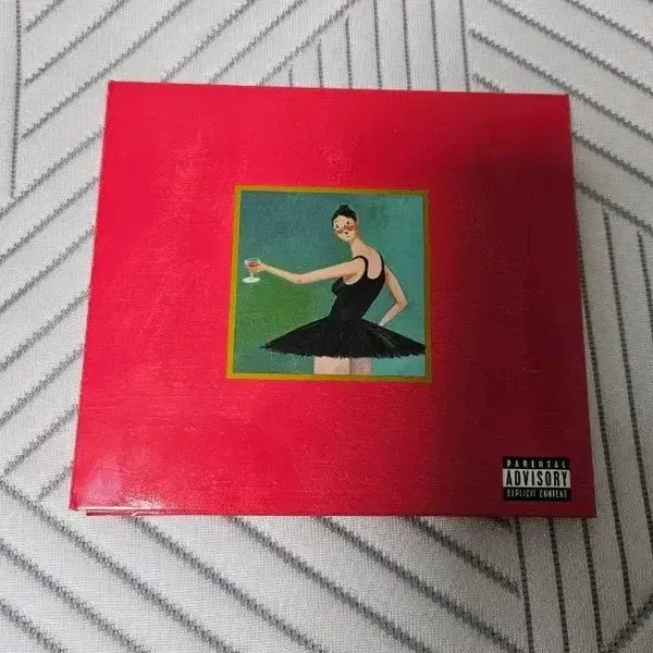 [BUNJANG] Kanye West 5th Album My Beautiful Dark Twisted Fantasy CD / 칸예 5집 cd mbdtf