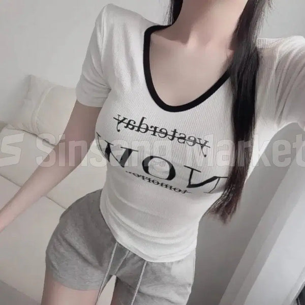 [BUNJANG] Naughty Black Mini V-Neck Cropped Top / [빠른발송] 나우티 검정 미니 브이넥 크롭 섹시 나염패드자체제작 배색