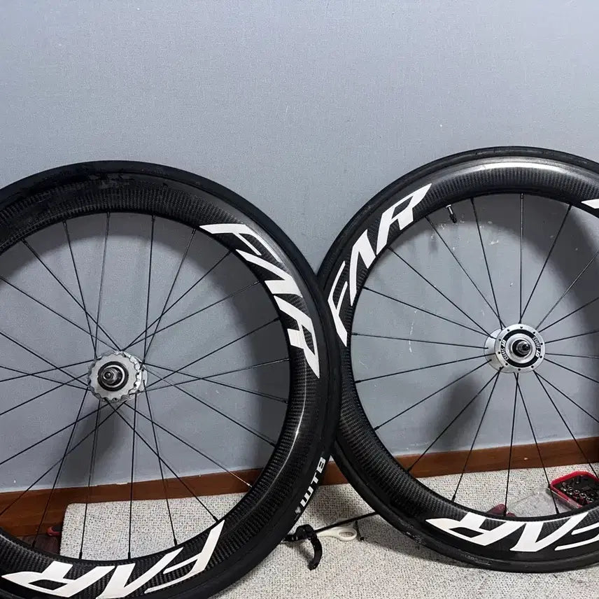 [BUNJANG] DT Swiss P-sport Track Hub Wheelset 60mm Rim / [가격 어그로 X] 디티 파스포츠 무하자급 유광 빛반사 클린처 클린쳐 60림 판매