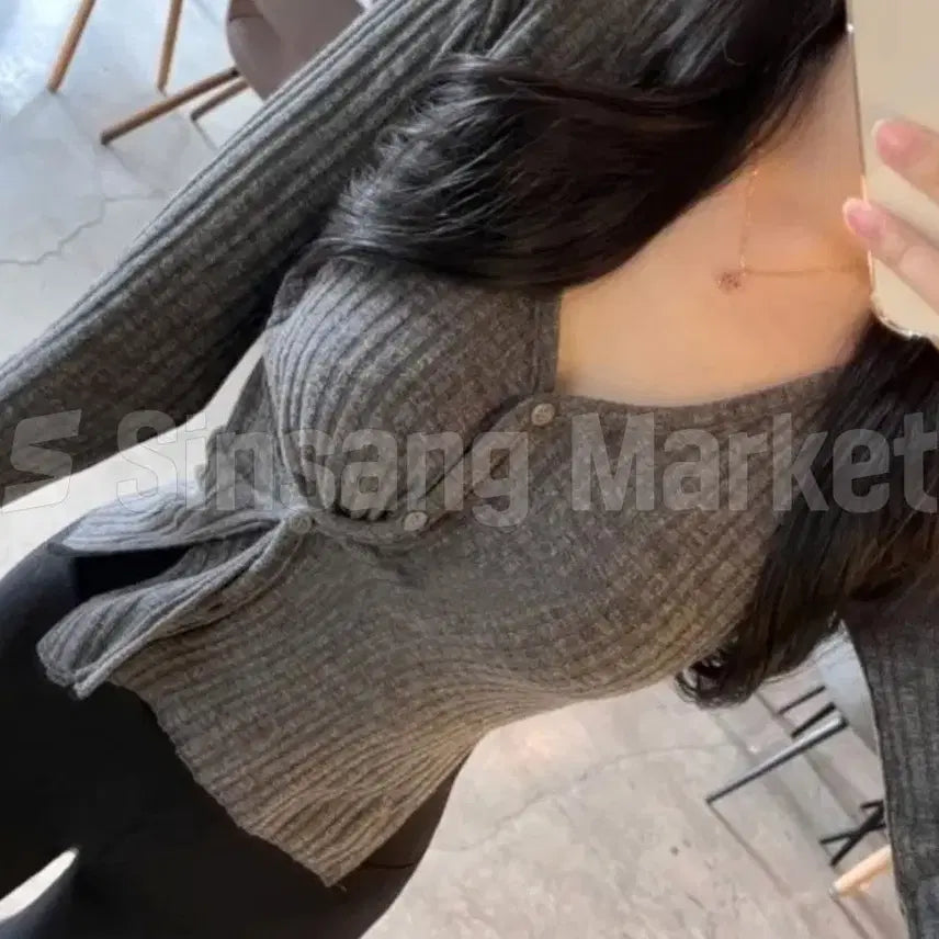 [BUNJANG] V-Neck Cropped T-Shirt Black / [빠른발송] 릴리티 검정 미니 브이넥 크롭 섹시