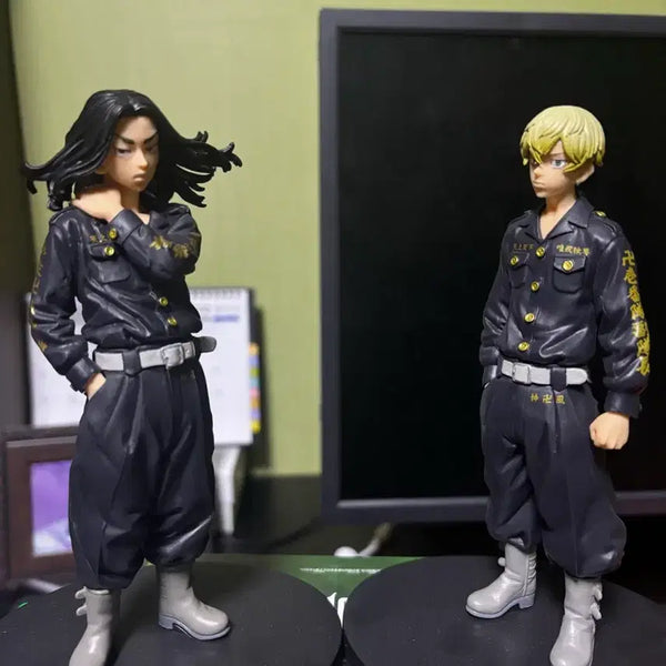 [BUNJANG] Tokyo Revengers Chifuyu Figure / 도리벤 바지 치후유