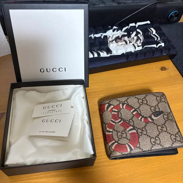[BUNJANG] Gucci Snake Bifold Wallet / 구찌 스네이크 반지갑