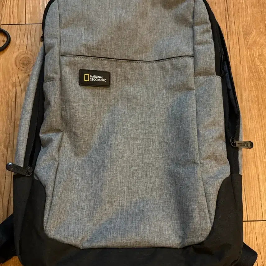 [BUNJANG] National Geographic Gray Laptop Backpack / 내셔널지오그래픽 백팩 그레이