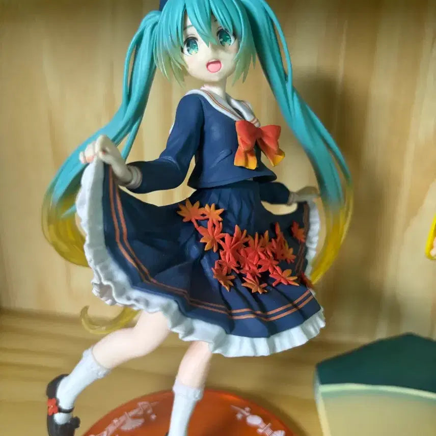 [BUNJANG] Hatsune Miku Autumn Figure / 미쿠 가을 피규어 판매