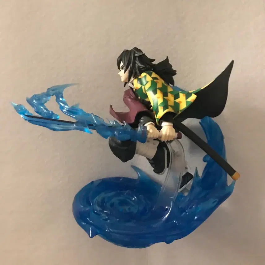 [BUNJANG] Sega Cross Link Giyu Figure / 귀멸의 칼날 세가 크로스링크 기유 피규어