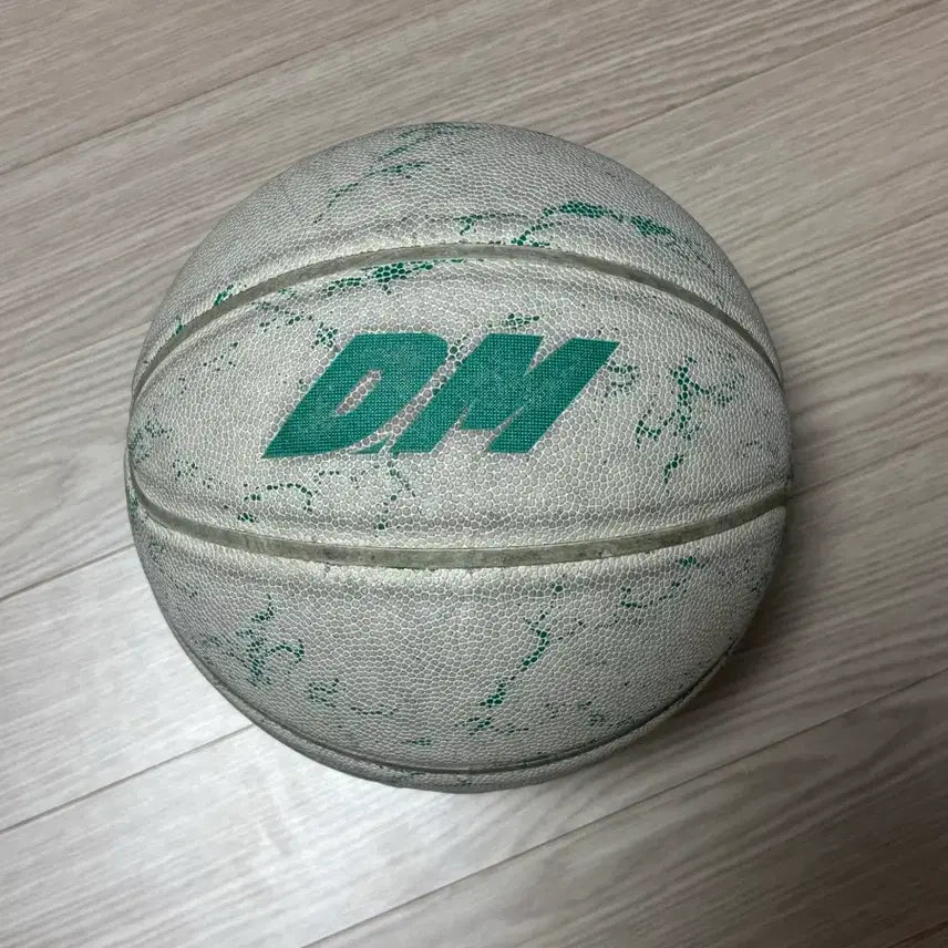 [BUNJANG] Dongman Mint White Basketball Size 7 / 동맨 민트화이트 7호