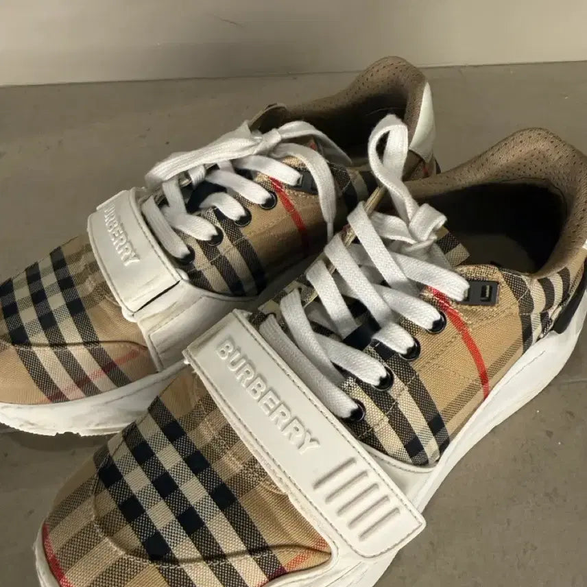 [BUNJANG] Burberry Vintage Check Suede Leather Sneakers / 버버리 빈티지 체크 스웨이드 레더 스니커즈