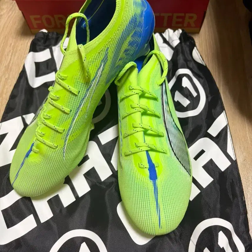 [BUNJANG] Puma Football Boots Size 265 / 퓨마 축구화 265
