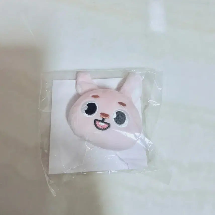 [BUNJANG] DAY6 Wonpil Yokohama Soft Badge Sealed / 원필 요코하마 소프트뱃지 미개봉