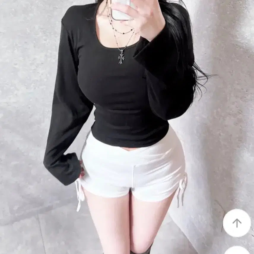 [BUNJANG] Black Long Sleeve T-Shirt / 에이블리 블랙 긴팔티 교신가능