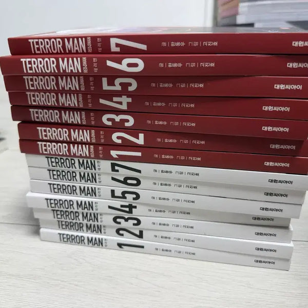 [BUNJANG] Terror Man Complete Set Volumes 1-7 (Season 1 & 2) / 테러맨 전권 1~7권 / 전권세트 시즌 1,2