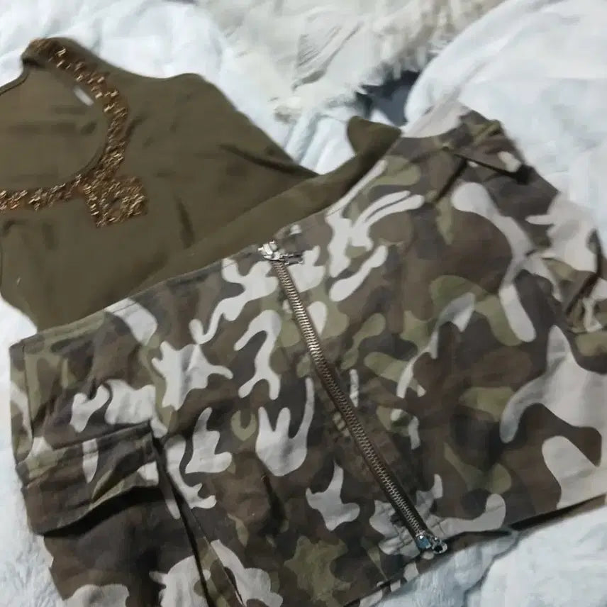 [BUNJANG] Y2K Camouflage Cargo Mini Skirt / Y2K 카모플라쥬 패턴 카고 스커트