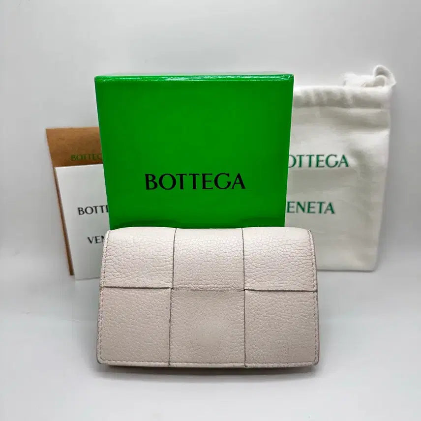[BUNJANG] Bottega Veneta White Flap Card Holder / 정품 보테가베네타 플랩 카드지갑 화이트