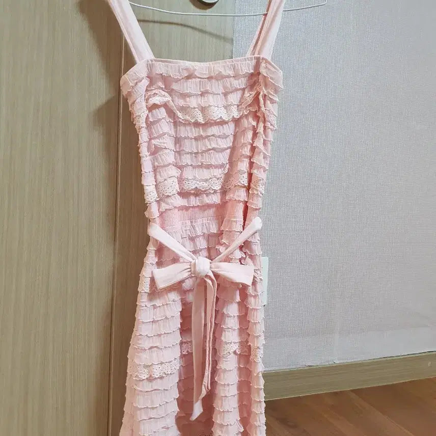 [BUNJANG] Vanilla B Pink Frill Lace Dress / 55(희귀소장품)바닐라비 핑크 프릴 레이스 원피스