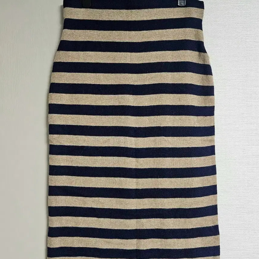 [BUNJANG] Striped Midi Skirt / [새옷] 스트라이프 미디 스커트 55~66