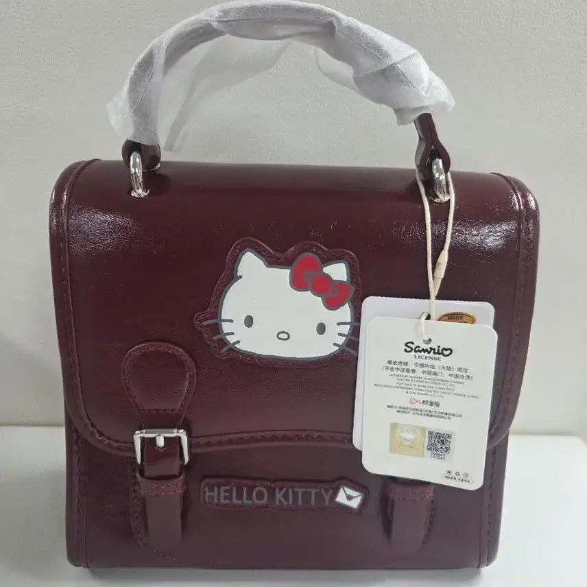 [BUNJANG] Hello Kitty Burgundy Ivory Backpack New / 헬로키티 버건디 아이보리 백팩 새상품