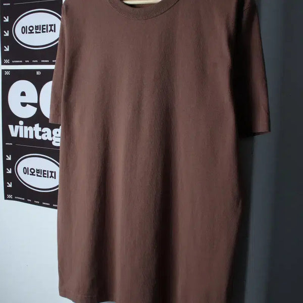 [BUNJANG] Uniqlo U-Line Plain Short-Sleeve T-Shirt Brown / (XL-2XL) 유니클로 반팔 티셔츠 U라인 무지 브라운-H36441