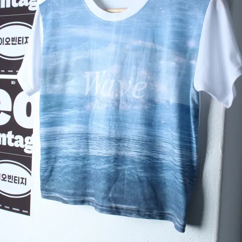 [BUNJANG] Clut Studio Printing Crop T-Shirt / W(F) 클럿 스튜디오 반팔 티셔츠 프린팅 크롭 키치-H36451