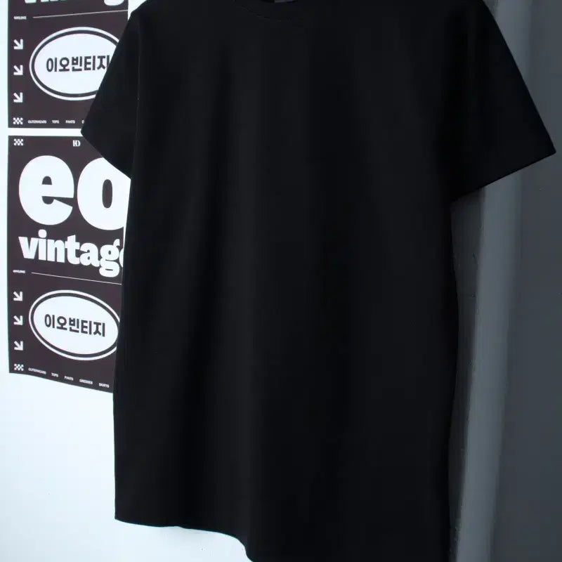[BUNJANG] Driks Plain Black Muscle Fit Short Sleeve T-Shirt (L-XL) / (L-XL) 드릭스 반팔 티셔츠 무지 블랙 머슬핏-H36454
