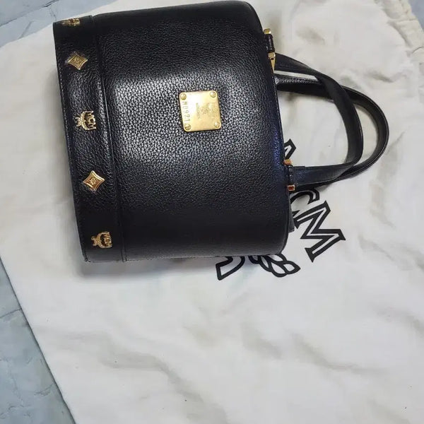[BUNJANG] MCM Black Leather Shoulder Bag / 엠씨엠 가방