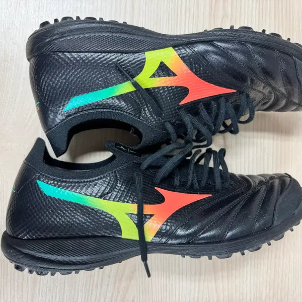 [BUNJANG] Mizuno Futsal Shoes Black / 미즈노 풋살화