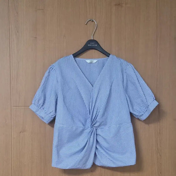 [BUNJANG] Blue Stripe Short Sleeve Blouse / 블루 스트라이프 반팔 블라우스