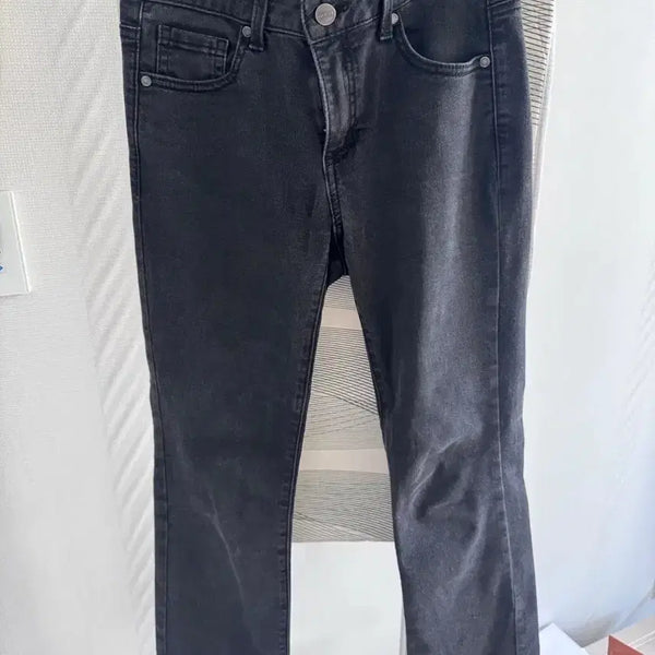 [BUNJANG] Guess Black Denim Pants / 게스 블랙진 팬츠 데님