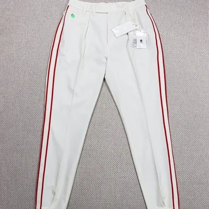[BUNJANG] Mark &ロナ Golf Pants White Red Line Detail / (새옷정품) 마크앤로나 골프바지