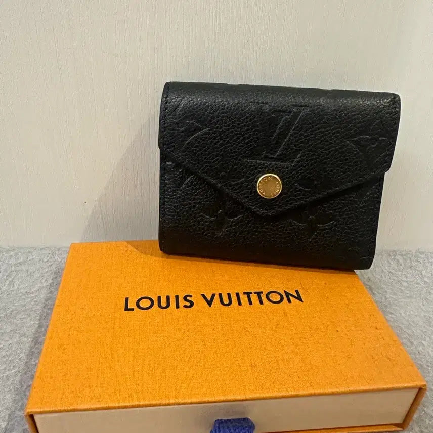 [BUNJANG] Louis Vuitton Victorine Wallet Monogram Empreinte Black / 루이비통 빅토린 월릿 모노그램 앙프렝뜨 블랙