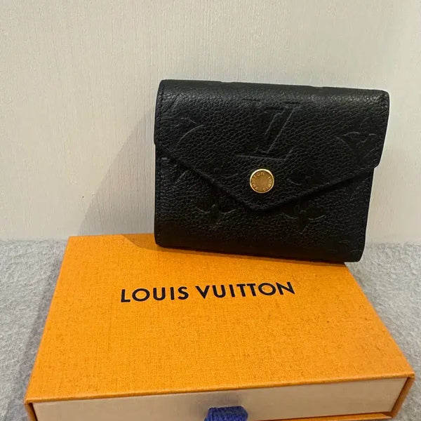 [BUNJANG] Louis Vuitton Victorine Wallet Monogram Empreinte Black / 루이비통 빅토린 월릿 모노그램 앙프렝뜨 블랙